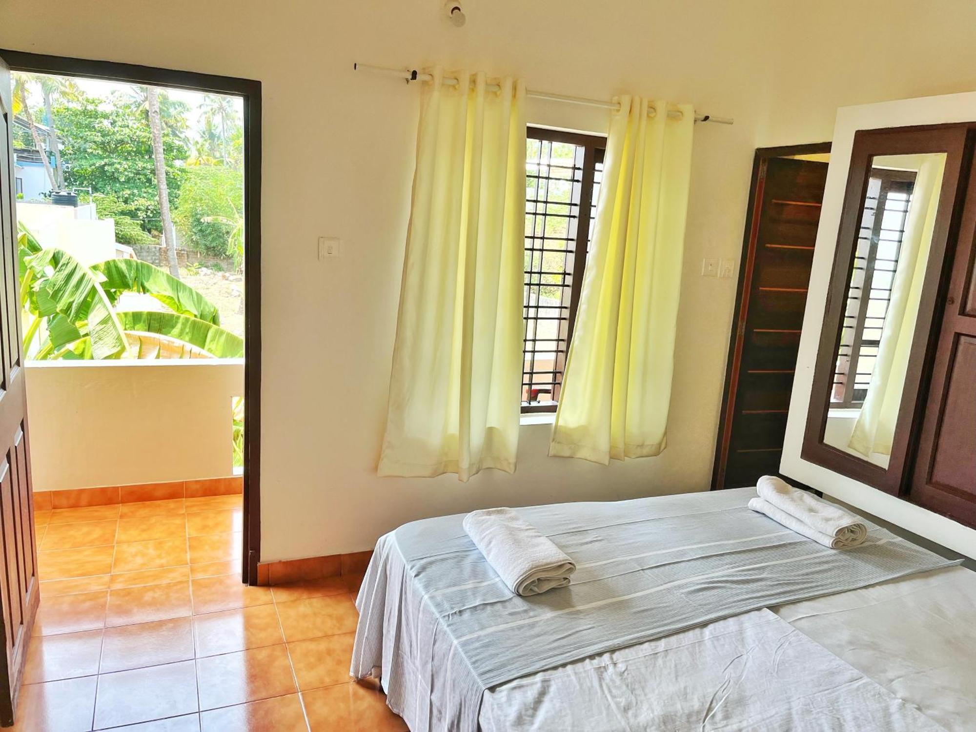 Bava Beach Resort & Retreat Center Varkala Exteriör bild