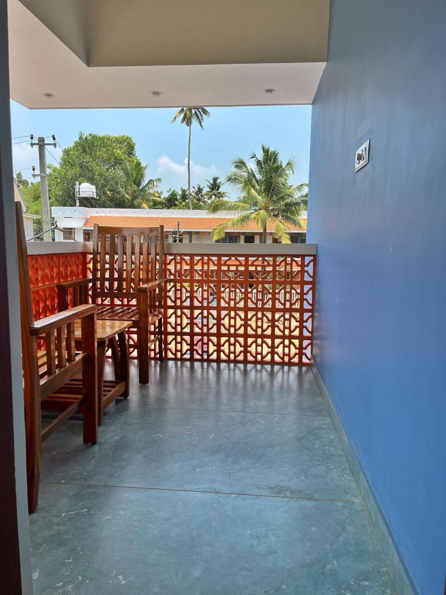 Bava Beach Resort & Retreat Center Varkala Exteriör bild